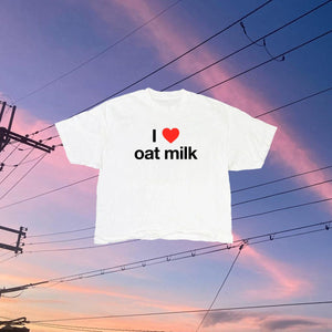 I love oat milk® ✨ Unisex T-Shirt - Kikillo Club